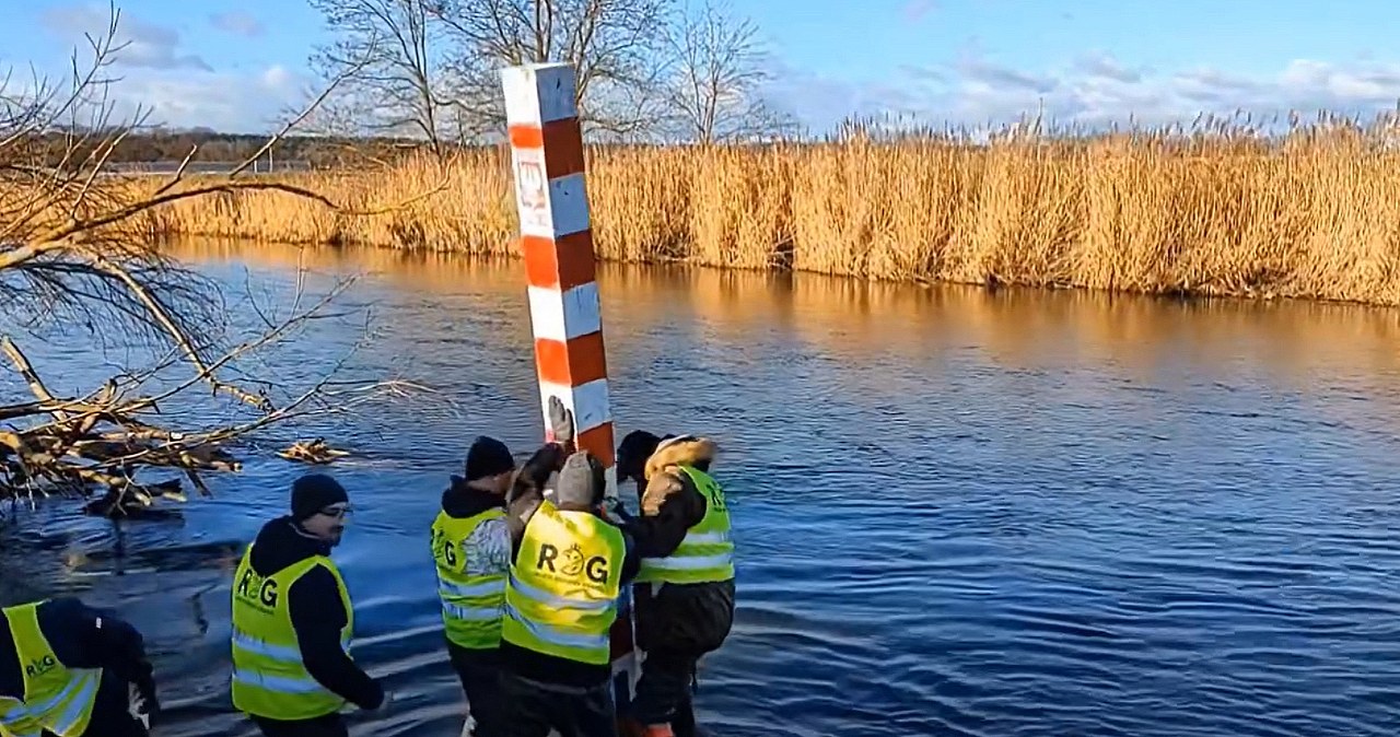 Fałszywy słup graniczny. Prokuratura reaguje po akcji Bąkiewicza