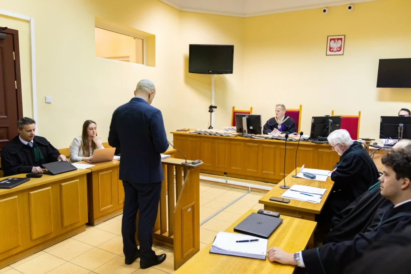 Znany polityk PiS przed sądem. Prokuratura: Fikcyjna praca za 500 tys. zł