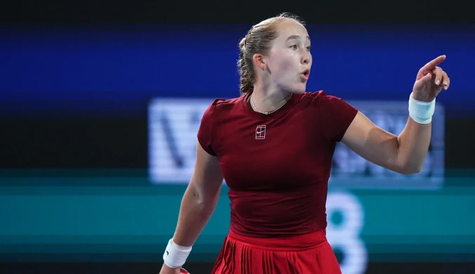 Krótka przygoda Andriejewej z drugą rundą. 69 minut i koniec, to była demolka