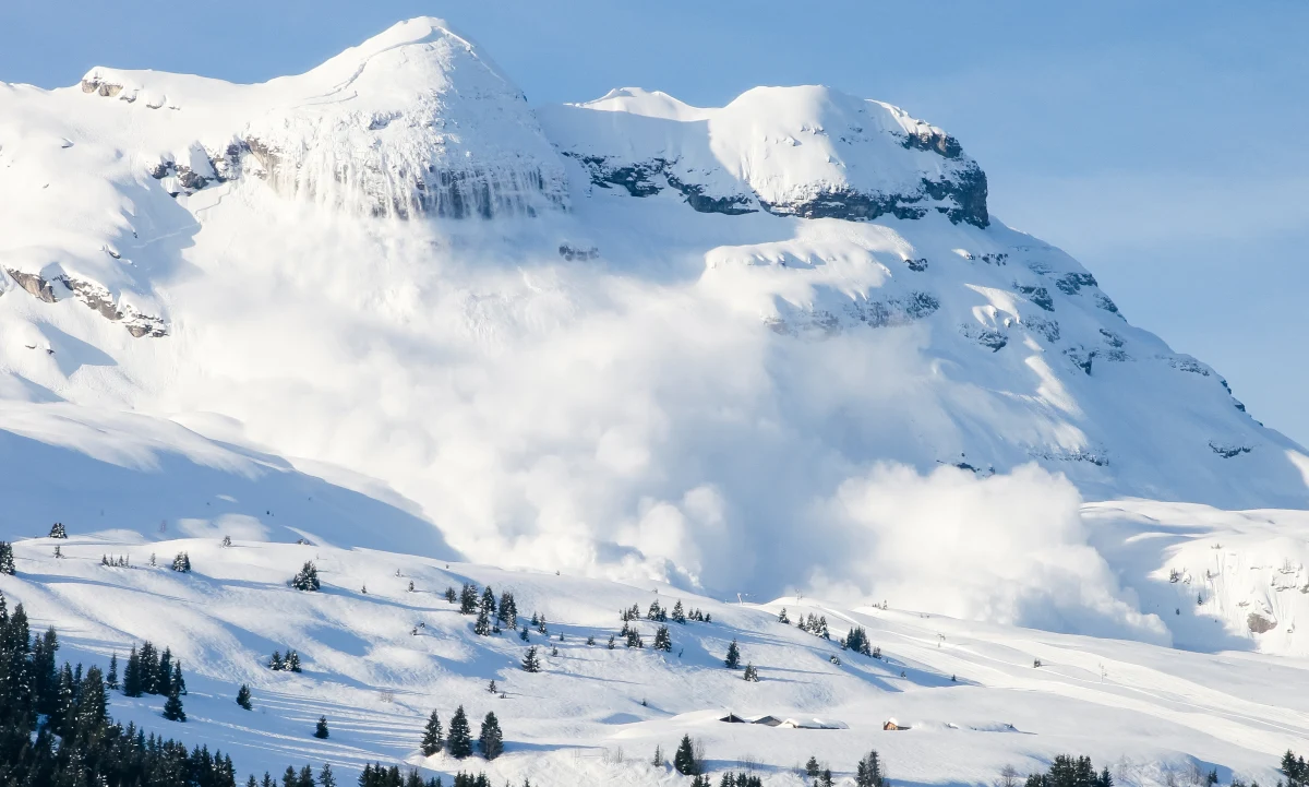 Nie żyje Ueli Kestenholz - brązowy medalista olimpijski w snowboardzie z Nagano, uchodzący za pioniera tej dyscypliny sportu w Szwajcarii. Mężczyzna zginął w lawinie, która zeszła w dolinie Lötschental w kantonie Valais.
