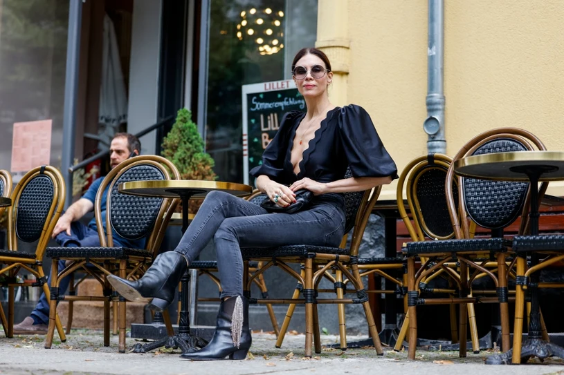 Jakie buty ubrać do jeansów, aby nie zepsuć stylizacji? Najczęstsze błędy