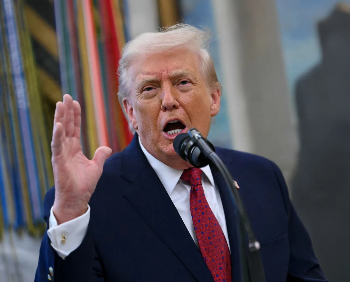 ​Prezydent Stanów Zjednoczonych Donald Trump oświadczył we wtorek, że USA podejmą "bardzo mocne działania", jeśli rząd Iranu zacznie wieszać protestujących. Według informacji amerykańskich mediów liczba zabitych  podczas trwających od ponad dwóch tygodni antyrządowych protestów w Iranie może wynosić nawet 20 tysięcy osób.