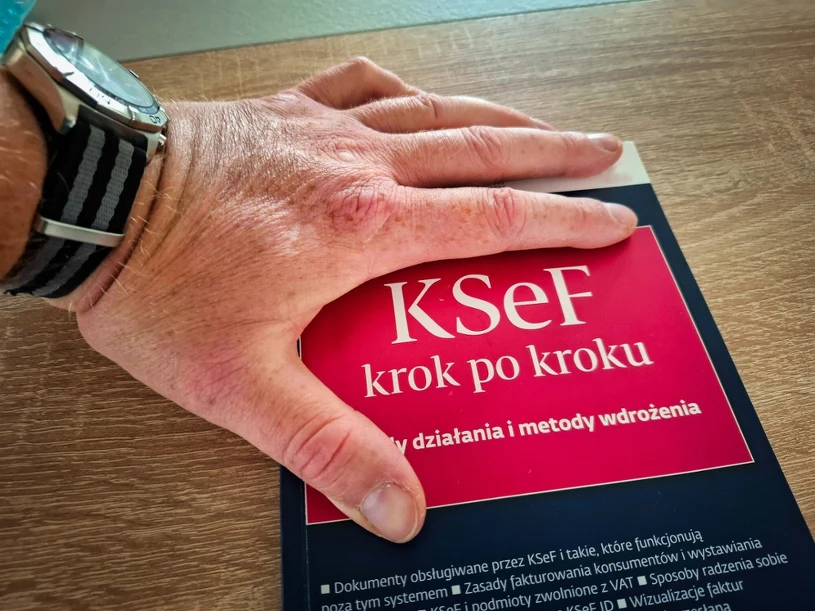 Nowy system od rządu już od lutego. "Stuprocentowa kontrola obywateli"