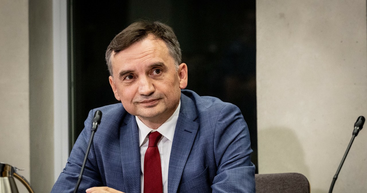 Zbigniew Ziobro wciąż poza Polską. Przyznał, od kiedy ma azyl polityczny