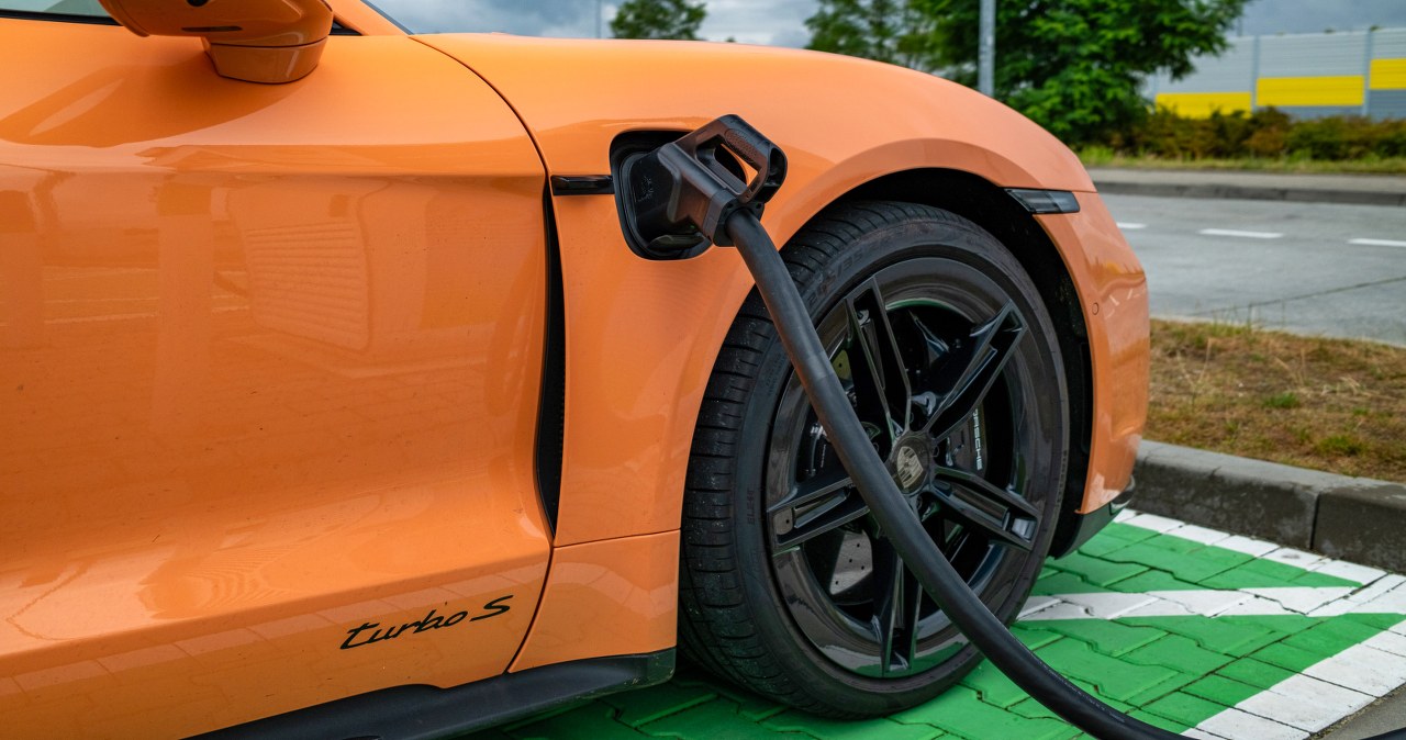 W Polsce podwoiła się liczba samochodów elektrycznych