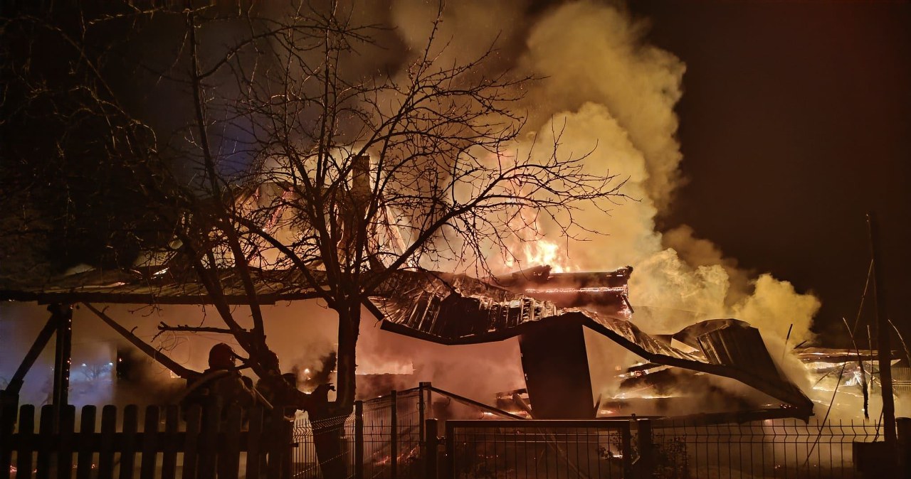 Pożar domu na Podlasiu. Nie żyją dwie osoby