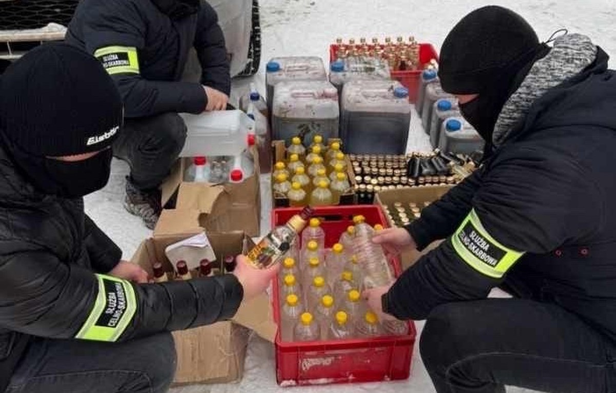 Niepokojące informacje z Zakopanego. Skażony alkohol pod Wielką Krokwią?