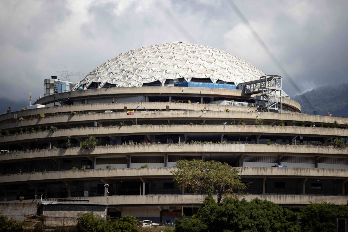 "Witamy w piekle". Więzienie El Helicoide - sala tortur w centrum stolicy
