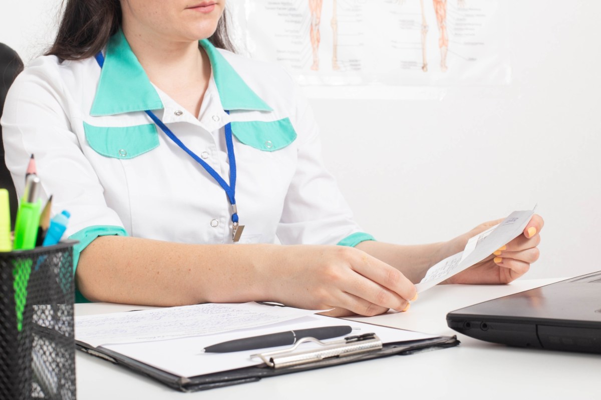 Brutalny atak na lekarkę. Został obezwładniony przez portiera i pacjenta