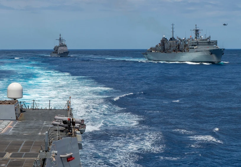Grupa uderzeniowa płynie na Bliski Wschód. Media ujawniły decyzję Pentagonu