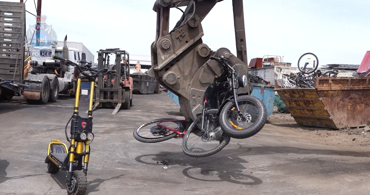 Koniec wybryków młodzieży na hulajnogach elektrycznych w Australii