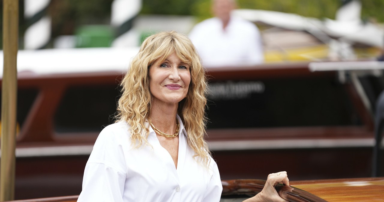 W stylizacji Laury Dern nie ma mowy o pomyłce. Idealna dla dojrzałych kobiet