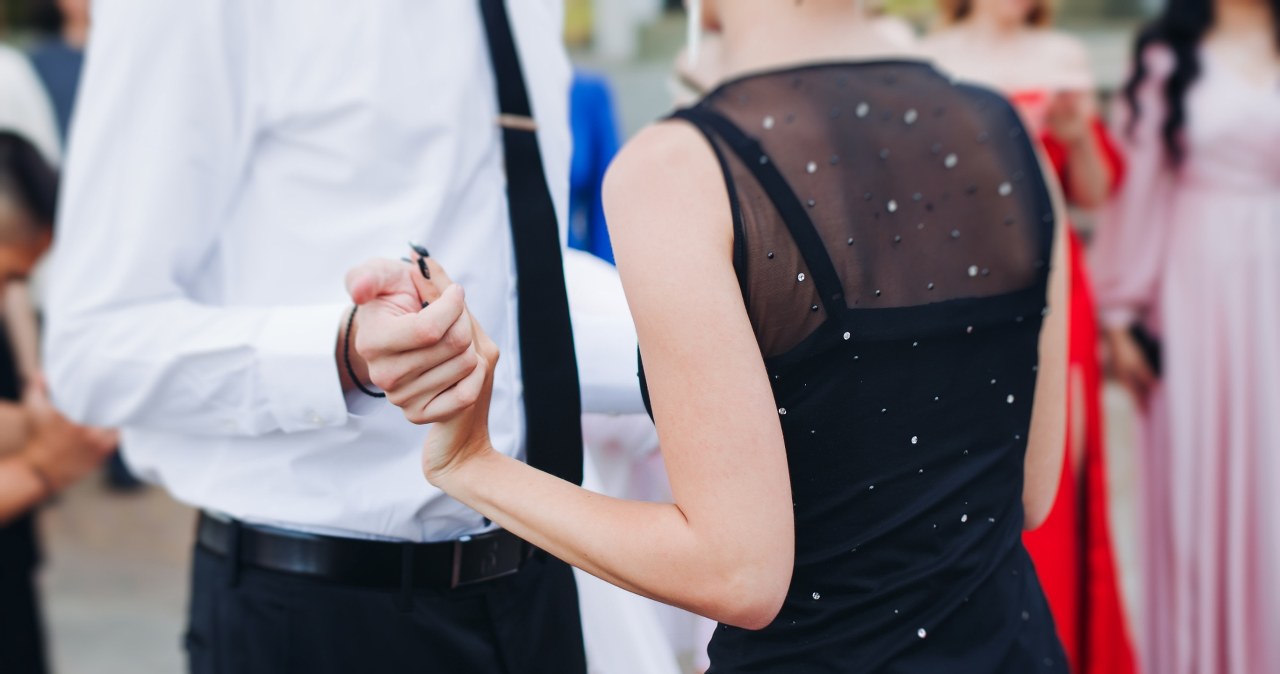 Studniówka to koszt choćby 4 tys. zł. Niektórzy muszą podzielić go na raty