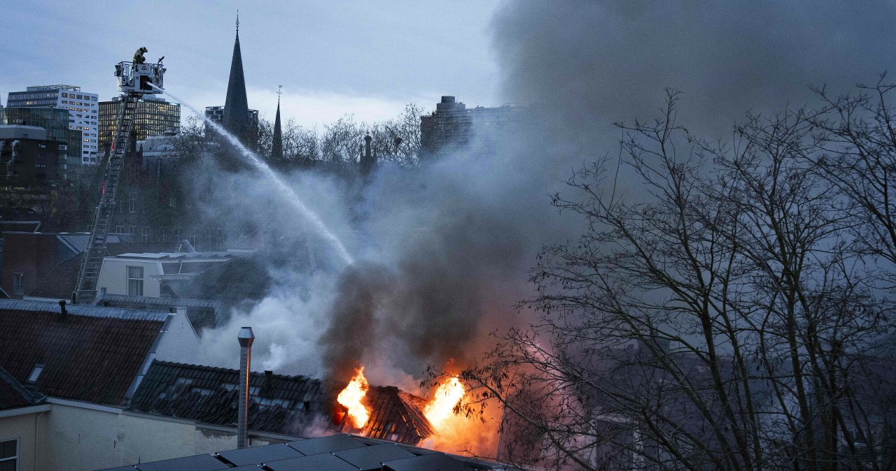 Holandia. Seria eksplozji w Utrechcie. Wybuchł pożar, rośnie liczba rannych Holandia. Seria eksplozji w Utrechcie. Wybuchł pożar, rośnie liczba rannych