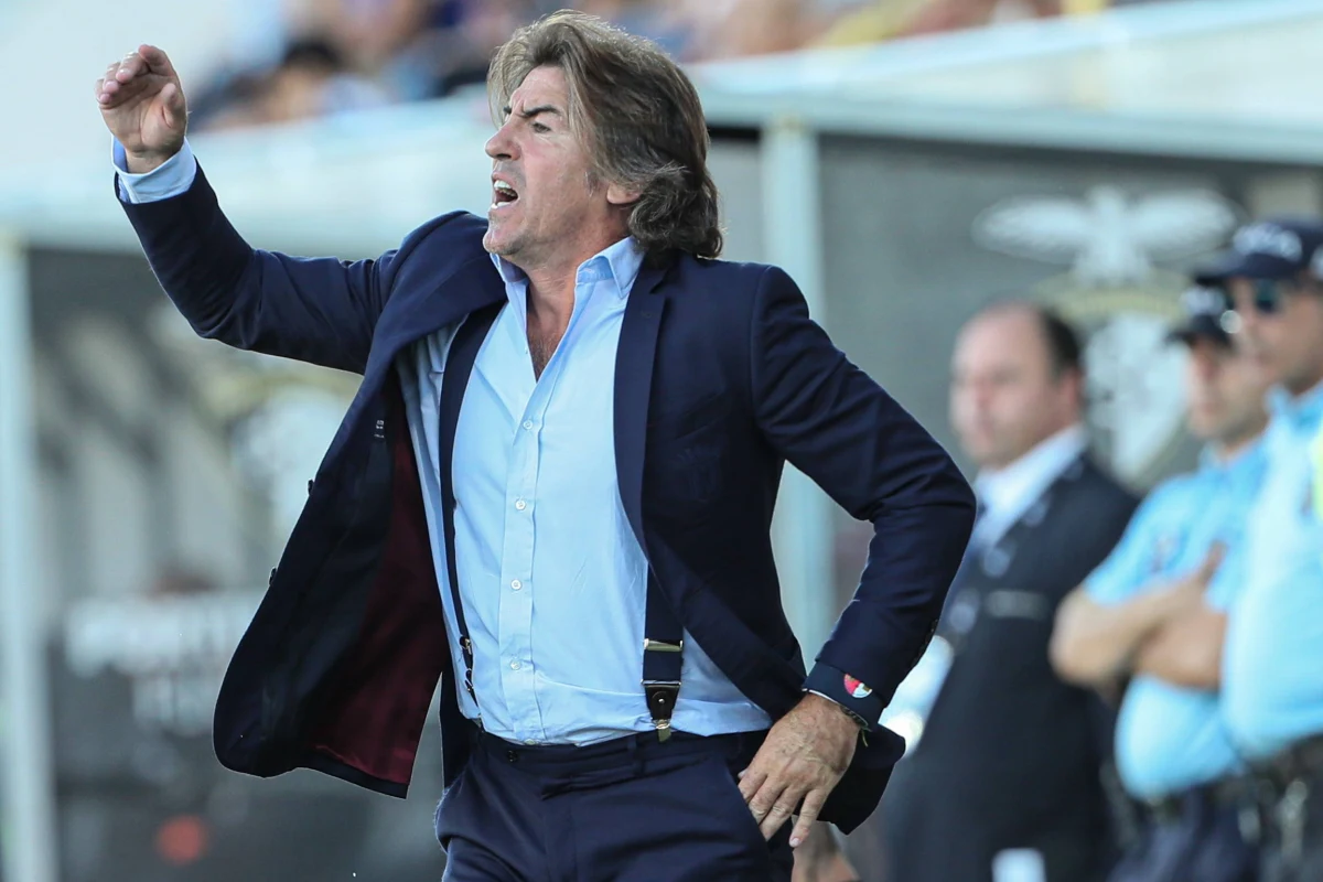 Rosnące napięcie w Iranie i groźba amerykańskiej interwencji nie przerażają Ricardo Sa Pinto. Były trener Legii Warszawa odmówił w czwartek powrotu do Portugalii. Podkreślił, że nie pozostawi prowadzonej przez siebie ekipy teherańskiego Esteghlal FC.