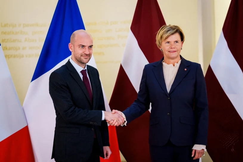 Łotwa i Francja nie zgadzają się z Trumpem. "To Putin jest przeszkodą"