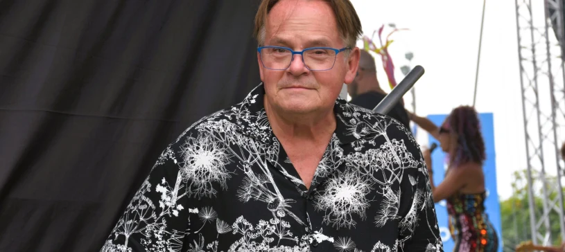 Pietrek z "Rancza" chce wygrać Eurowizję. "Mądry obraz głupich Polaków"