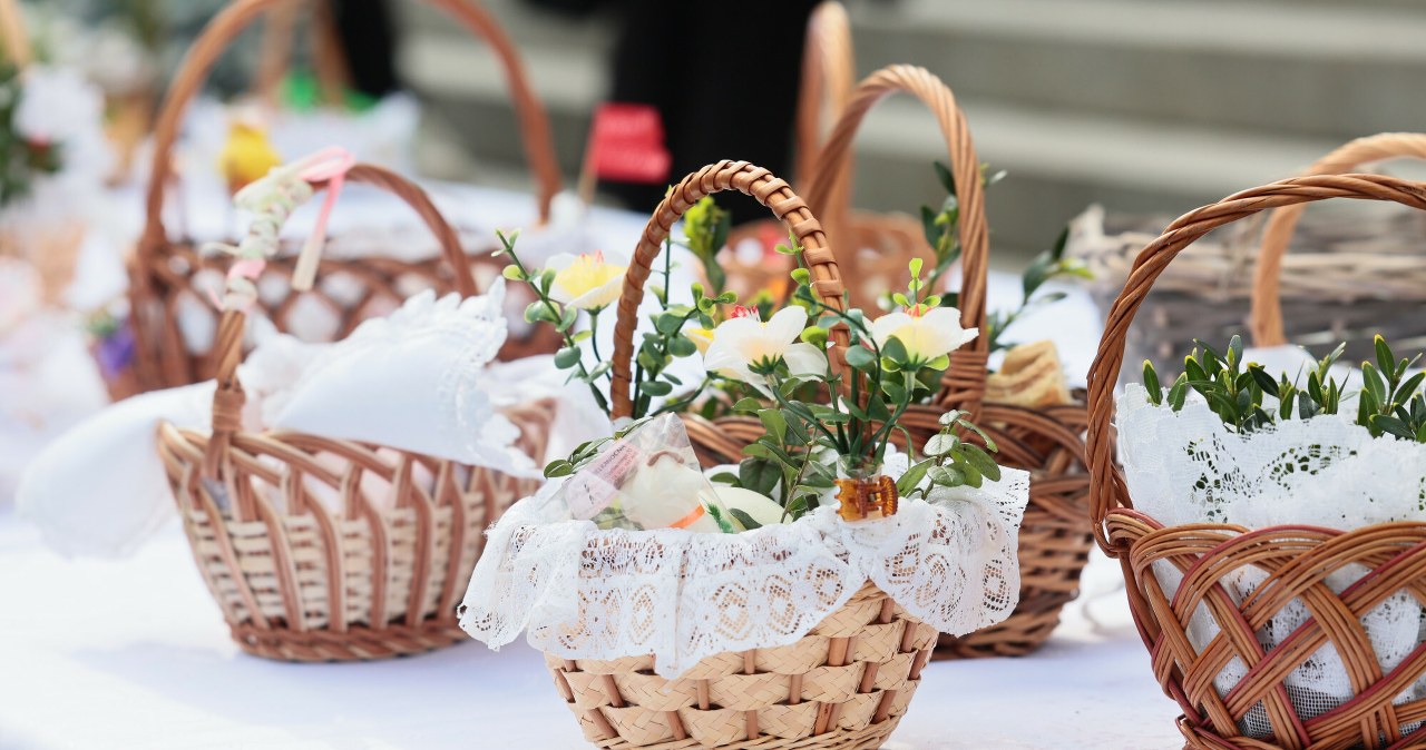 Nie zapomnij włożyć tego do koszyczka. Ochroni dom przed nieszczęściem