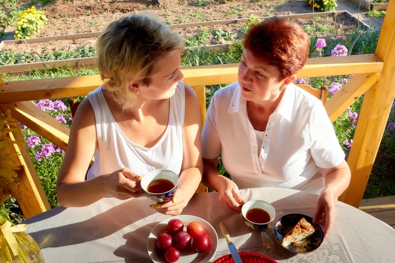 Przyjaźń trwa całe dekady, a wspólnych zdjęć brak? To świadczy o relacji