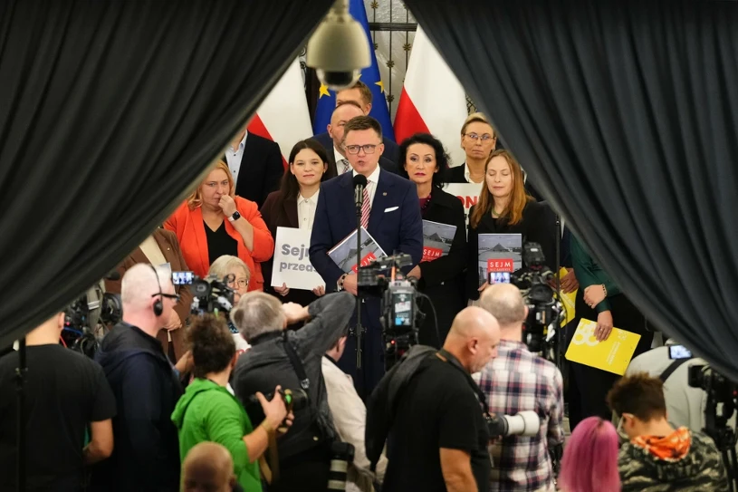 Lockdown w Polsce 2050. Kto, kiedy i jak wybierze nowe władze?