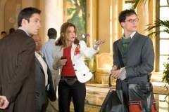 Miss agent 2: Uzbrojona i urocza