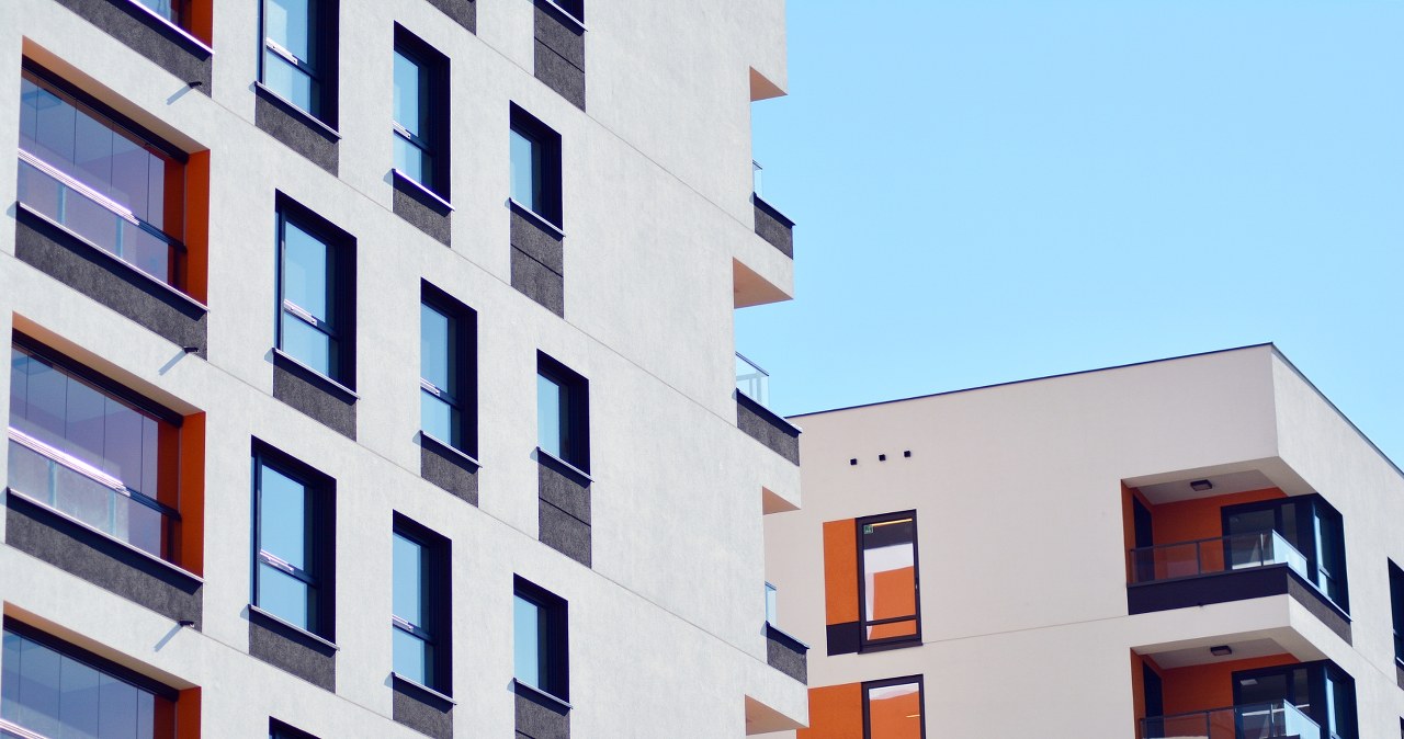 Wspólnoty mieszkaniowe czekają duże zmiany. Nowy sposób głosowania