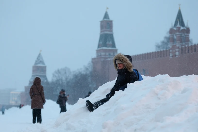 Rosja. Wzrost gospodarczy zduszony, Kreml sięga do kieszeni obywateli