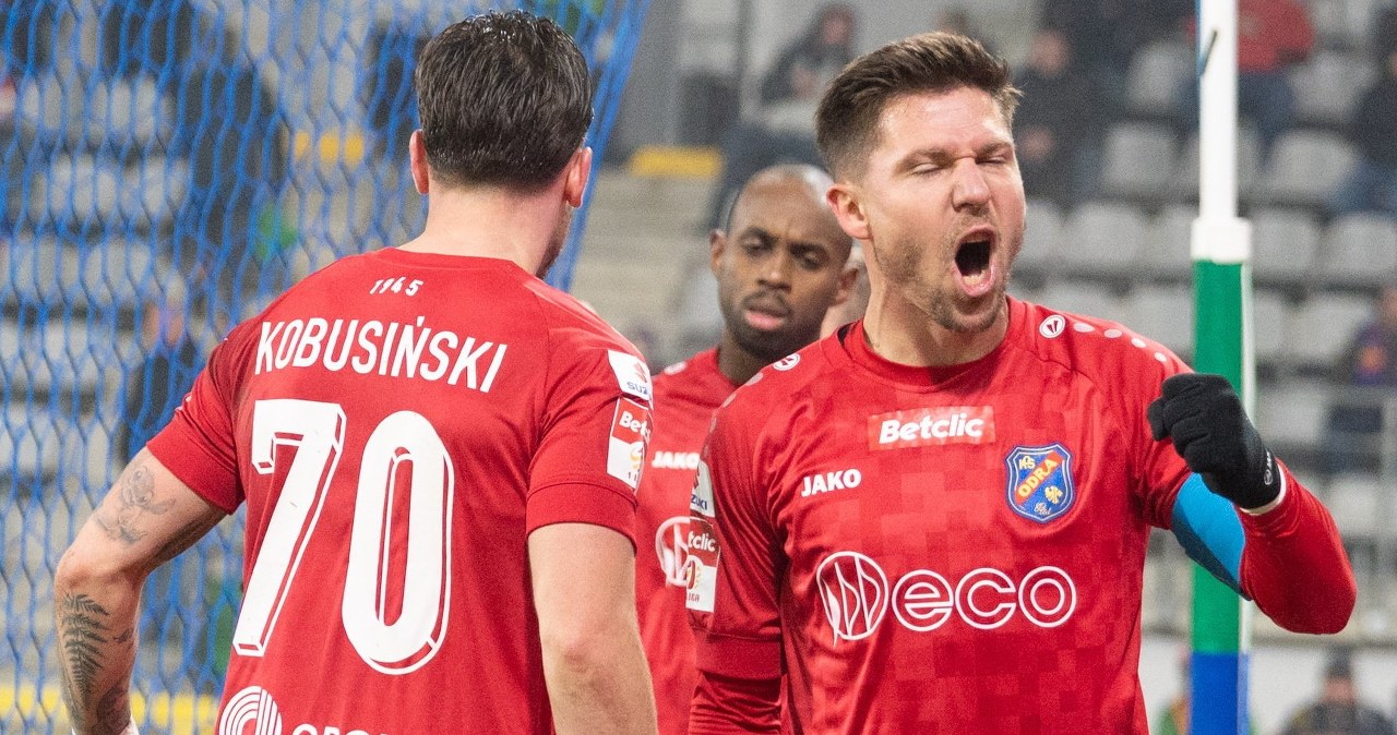 wiadomości,aktualności,Interia Kuriozalny koniec gry. Piłkarze zeszli do szatni. Walkower dla polskiego zespołu