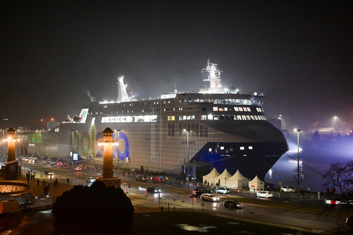 Jantar Unity zacumował w Szczecinie. Oto najnowocześniejszy prom polskiej floty