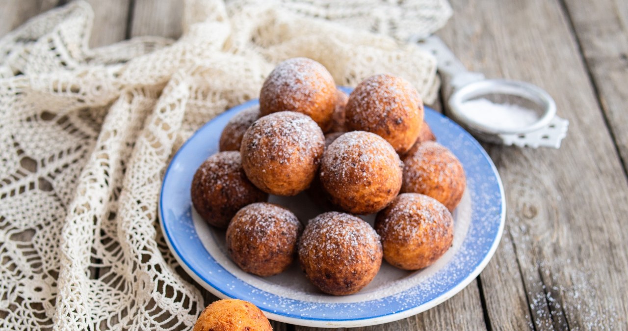 Chrupiąca skórka, miękki środek. W tłusty czwartek znikną szybciej niż pączki