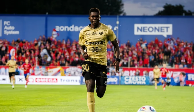 Znany klub przyszedł z ofertą. W Zabrzu… wyciągnęli karteczki. Górnik od kulis