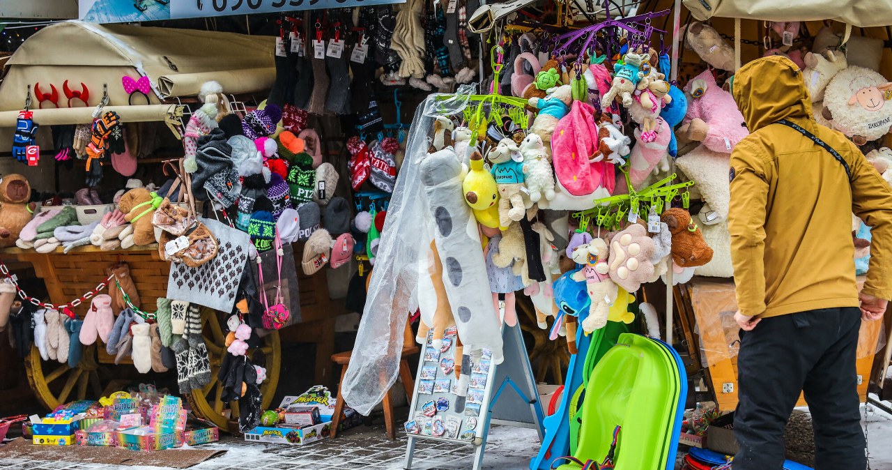 Zimą zastępują Arabów na Podhalu. "Są bardzo ciekawi tego, co lokalne"