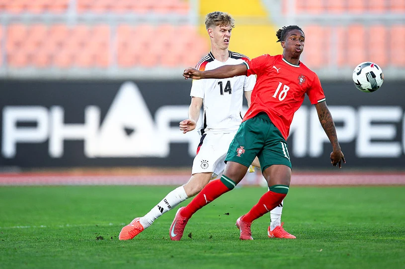 Upadł milionowy transfer giganta Ekstraklasy. A miał być nową gwiazdą