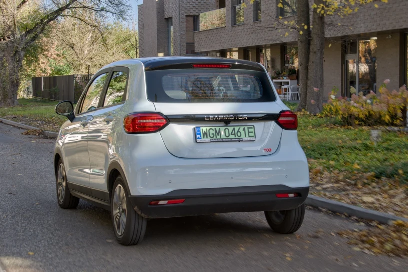 Auta elektryczne zostawiają smog? Badacze nie mają wątpliwości