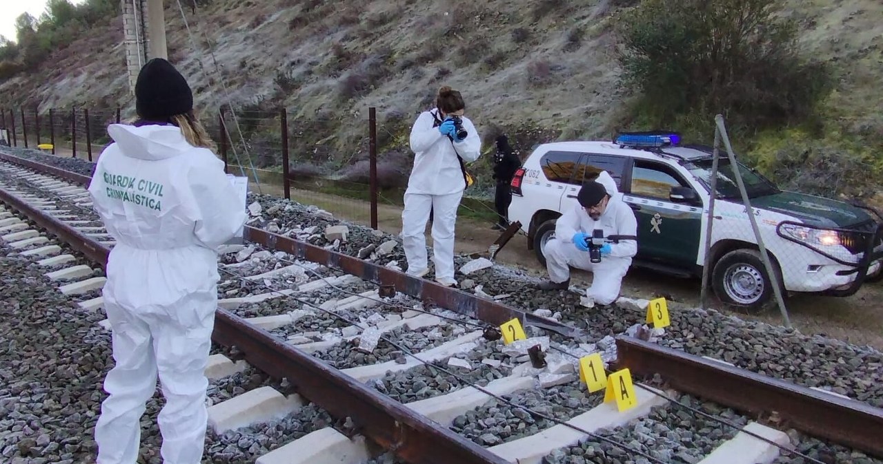 Wątpliwości wokół katastrofy kolejowej w Hiszpanii. "Dziwne okoliczności"