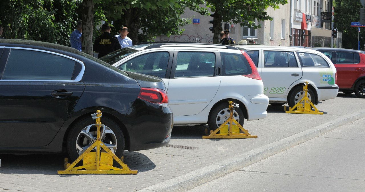Ostrzeżenie zamiast mandatu. Rewolucja w karach za parkowanie