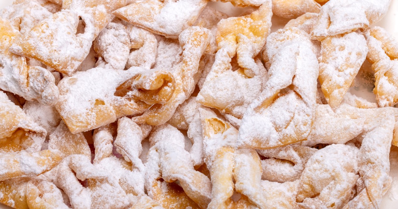 Ten babciny przepis na faworki jest hitem. Będą idealnie kruche