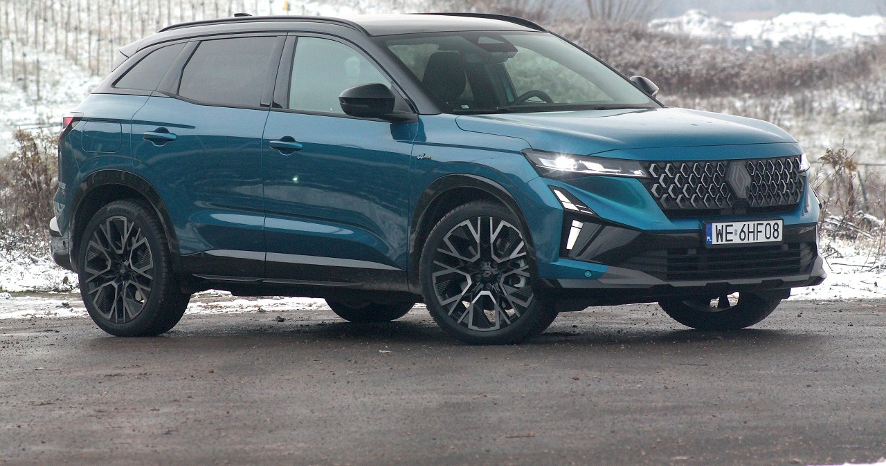 Renault Austral ma 199 KM, piętnaście biegów i trzy silniki. Jak jeździ?