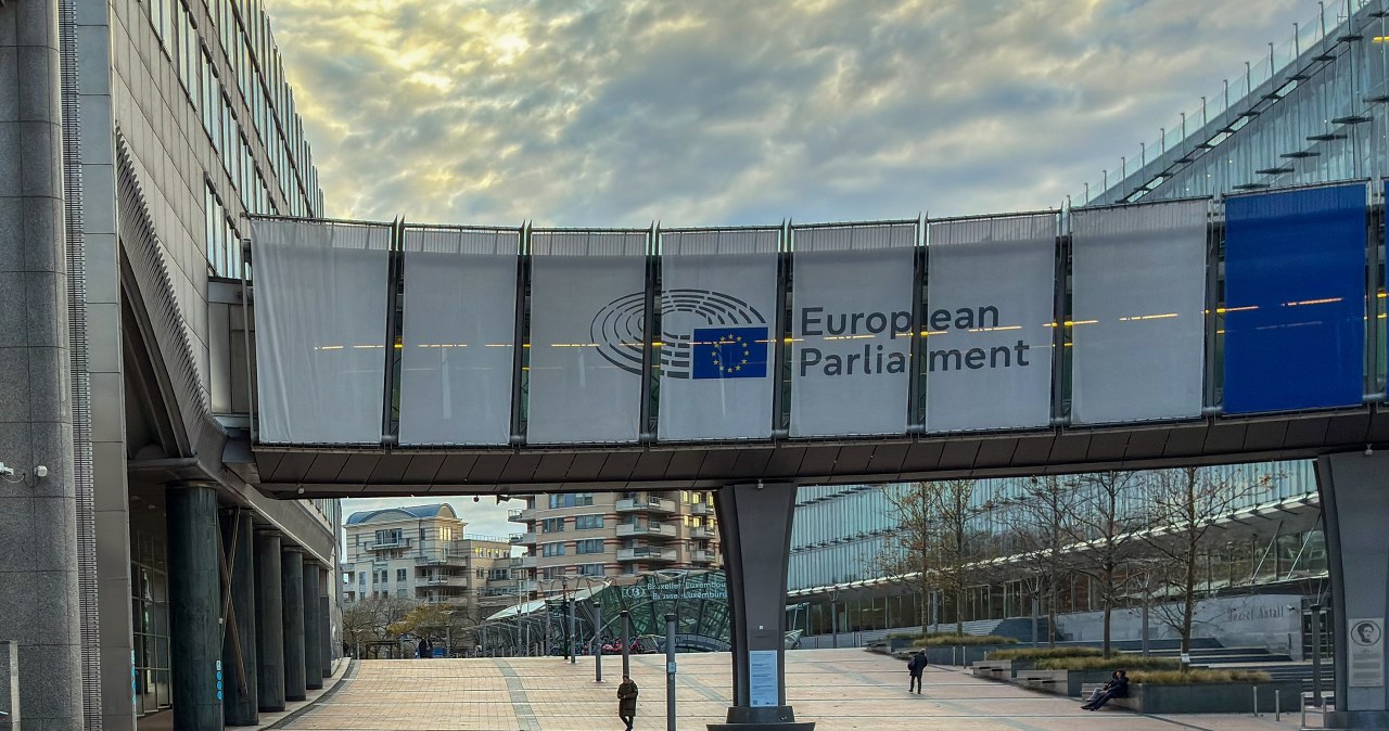 Miliardy euro dla Ukrainy. PE będzie głosować w trybie pilnym