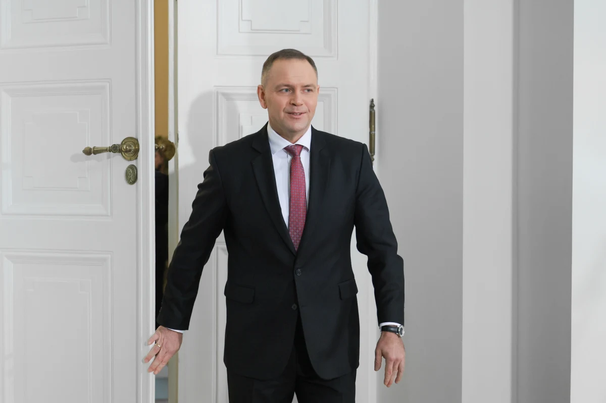 Prezydent Karol Nawrocki podpisał ustawę budżetową na 2026 r. i skierował ją do Trybunału Konstytucyjnego. "Ten budżet jest dowodem głębokiego kryzysu wiarygodności, skuteczności i sprawczości obecnego rządu" - stwierdził Nawrocki, komentując swoją decyzję. 