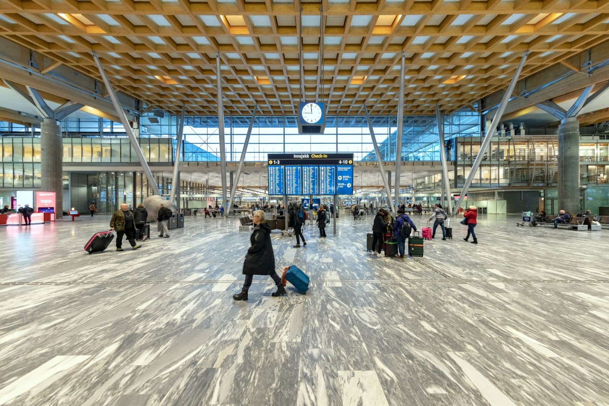 ​Polak zatrzymany po awanturze w samolocie. Leciał z Krakowa