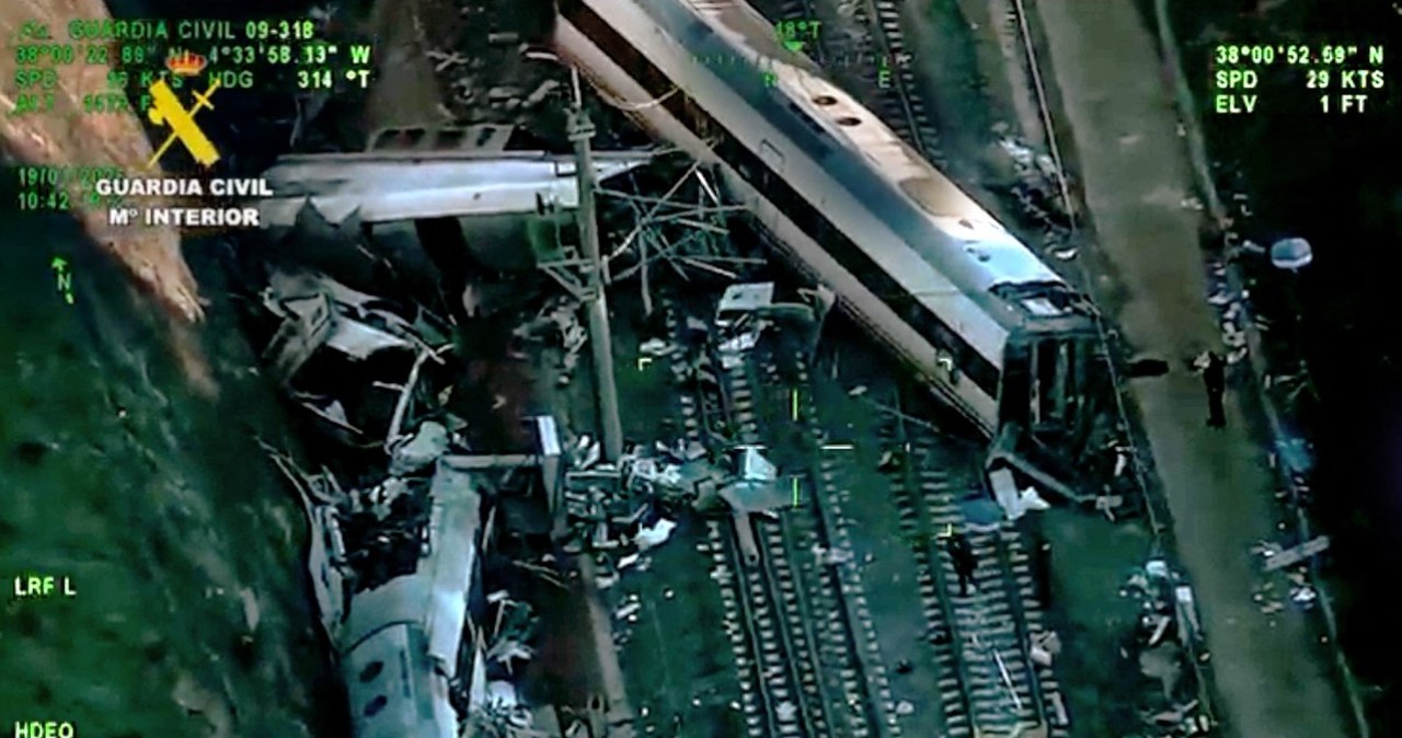 Wstrząsające relacje pasażerów. Nowe informacje z Hiszpanii po katastrofie