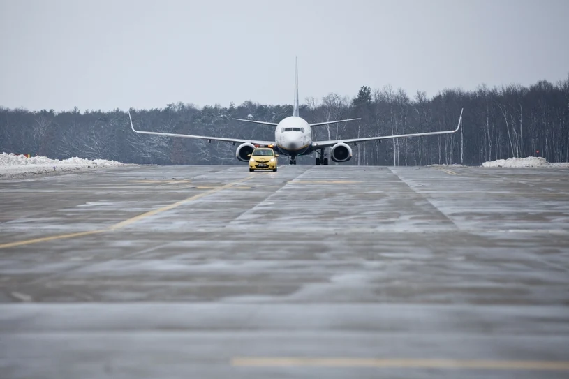 Wojsko poderwało samoloty. Dwa polskie lotniska zamknięte