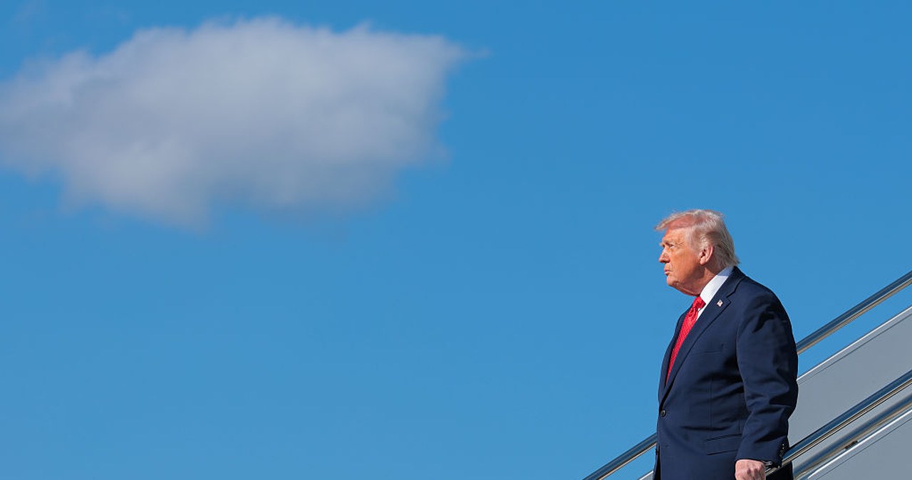 Pierwsze sygnały, iż Donald Trump wpadł w poważne tarapaty