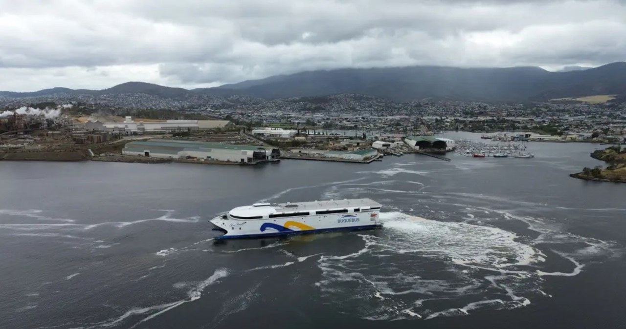Największy elektryk na świecie przechodzi ważne próby