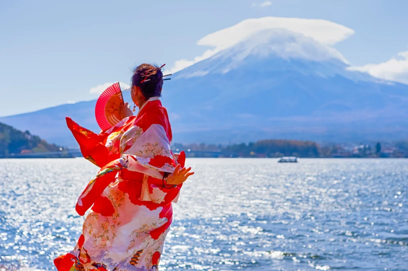 Wyspiarski kraj z nowym rekordem. Aż 42,7 mln turystów w Japonii