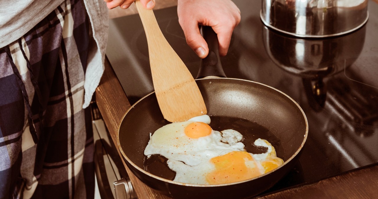 Jajka uchodzą za dietetyczny pewniak. Wiele osób wciąż popełnia ten sam błąd