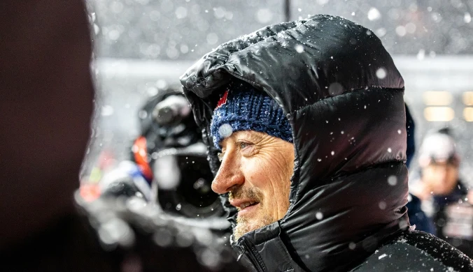 Adam Małysz prosto z mostu. Atmosfera się udziela, a PGE Narodowy kusi