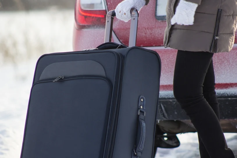 Najlepszy rodzaj walizki na zimowy wyjazd. Zawsze zabieram ją na ferie, również na narty