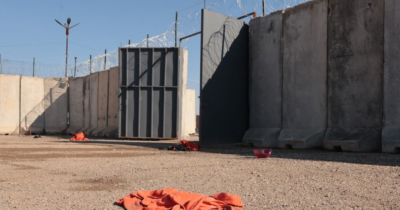 Setki bojowników uciekło z więzienia. Syria w chaosie, trwa obława